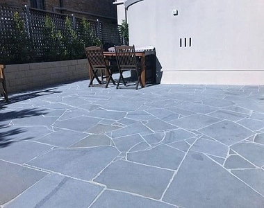 natural bluestone crazy paving, crazy pavers, dar tiles, outdoor pavers, outdoor tiles by stone pavers melbourne, sydney, canberra